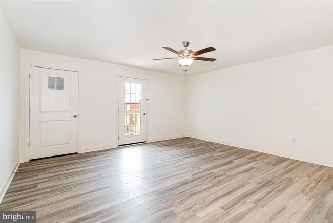 Photo - 1708 Fairmont Dr Unit 200