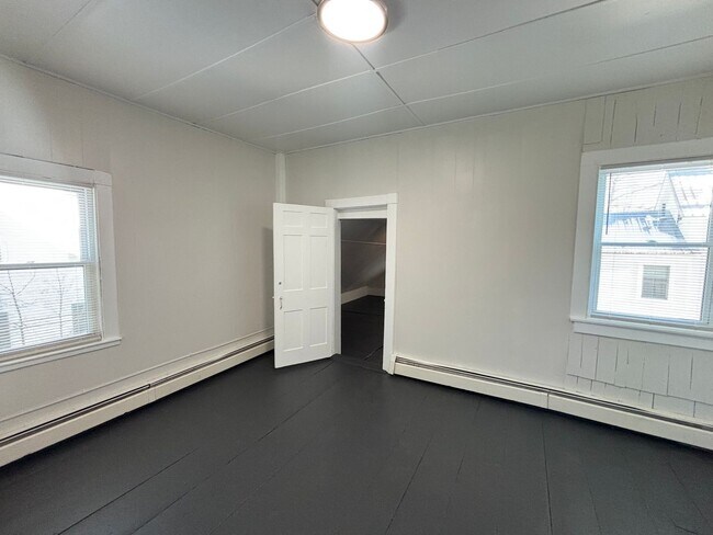 11 Spring St Unit 2