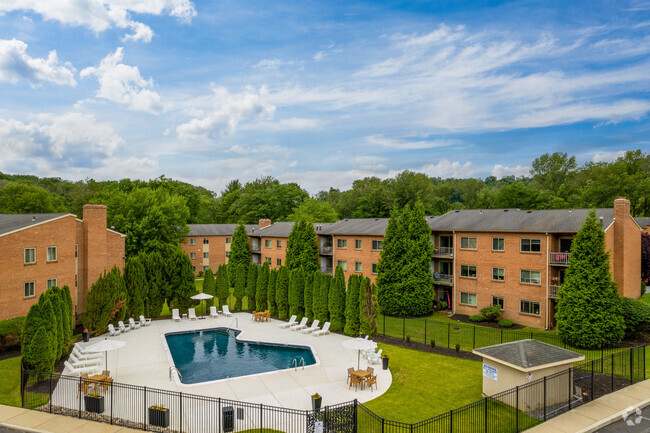 Tunbridge Apartments - Tunbridge Apartments