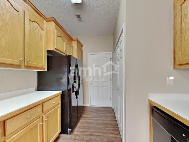 4345 Timberwood Dr