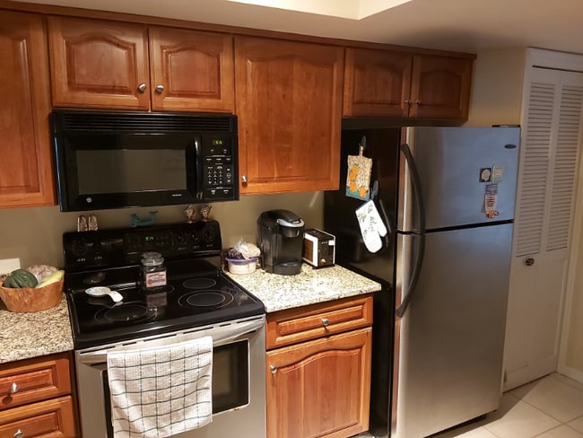 Photo - 530 S Brevard Ave