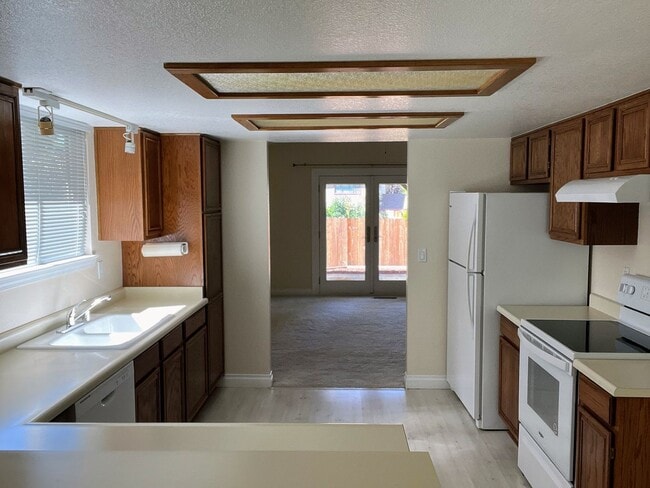 Photo - beautiful home in downtown gardnerville