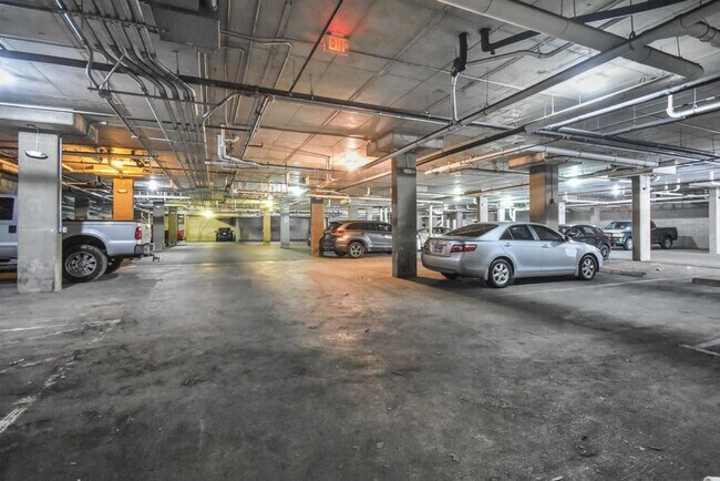 Photo - Texan Shoal Creek 2 Bed 2 Bath Unidad 314