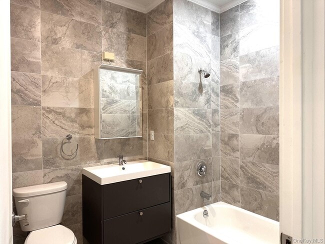 Photo - 362 W Merrick Rd Unit 101