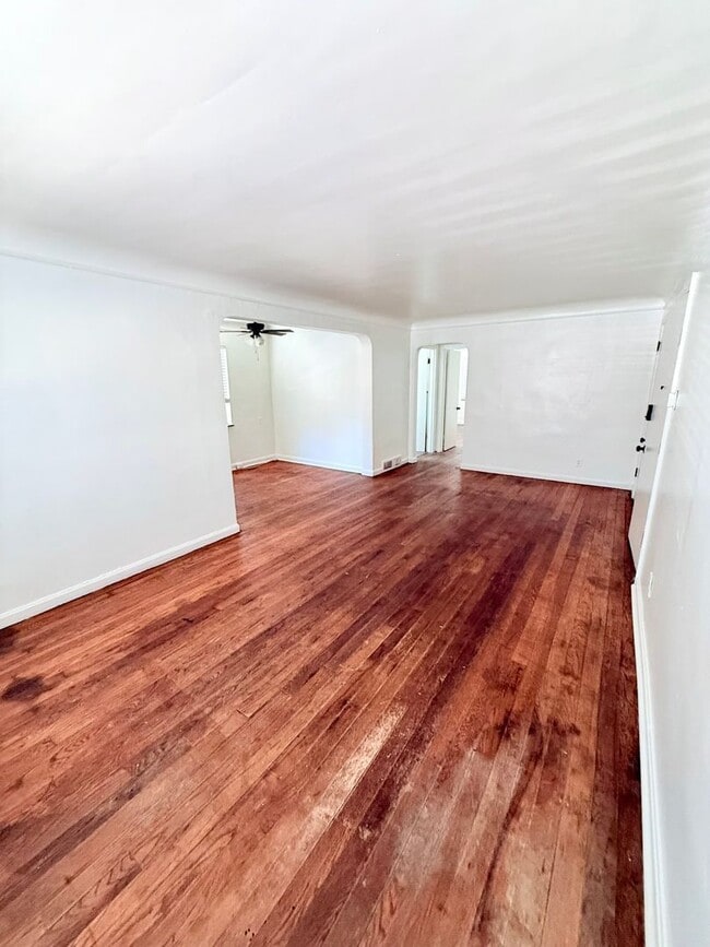1643 Anita Pl Unit 2
