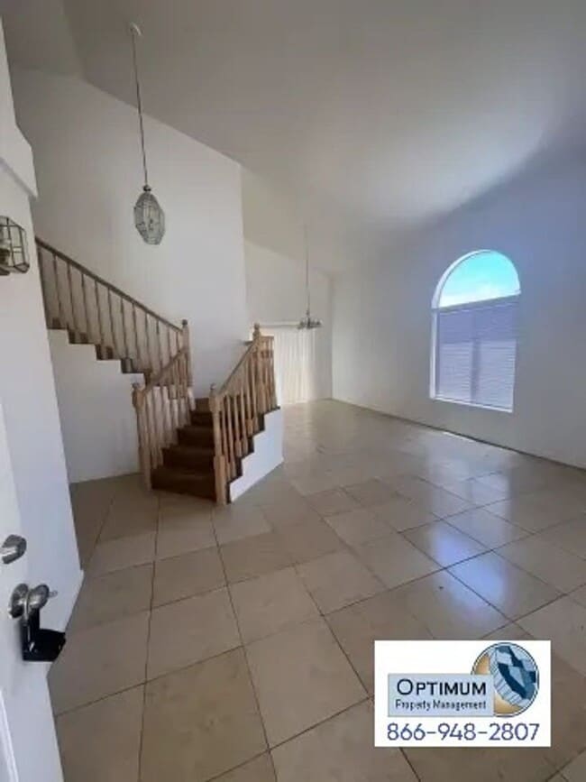 17065 Grand Mammoth Pl