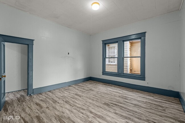 Photo - 409 Merrick St