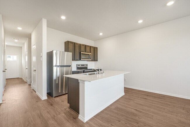 Photo - 312 Tall Cedar Wy