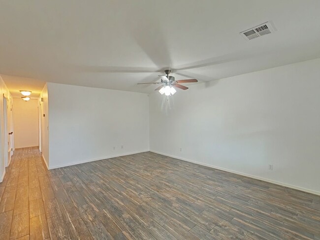Photo - 4914 SE Hardin Ave