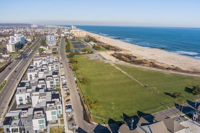 Photo - 200 Ocean Blvd Condo