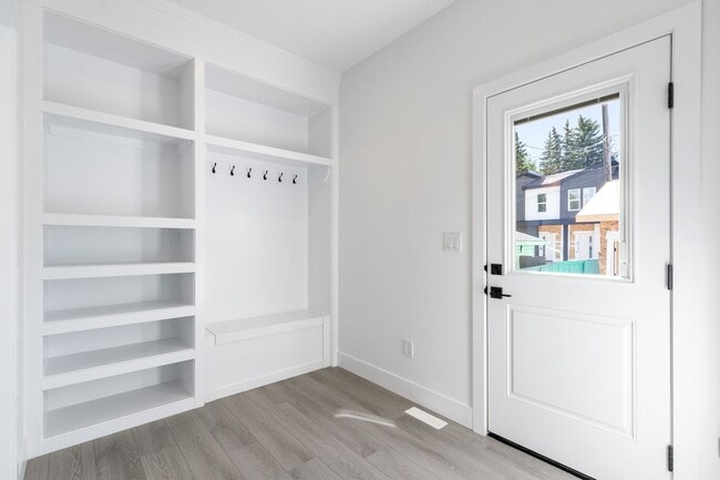 Photo - 7906-7975 75 Street NW