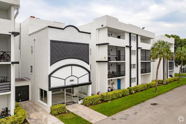 The Luxe at Boca II - The Luxe at Boca