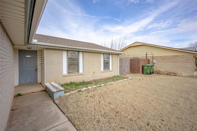 Photo - 1071 Raintree Mansion