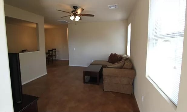 Photo - 105 Ashley Dr