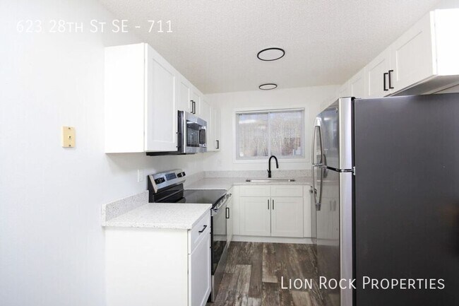 Photo - 623 28th St SE Unit 711