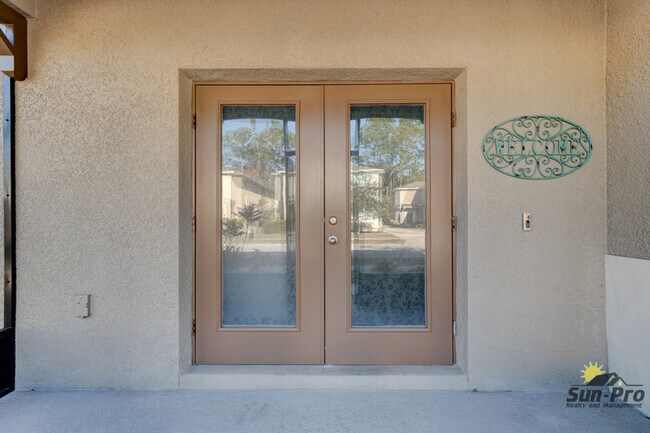 Photo - 1660 Pham Dr