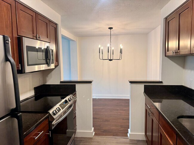 Photo - Redmond Townhouse