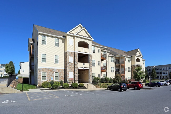 Hawthorne Gardens