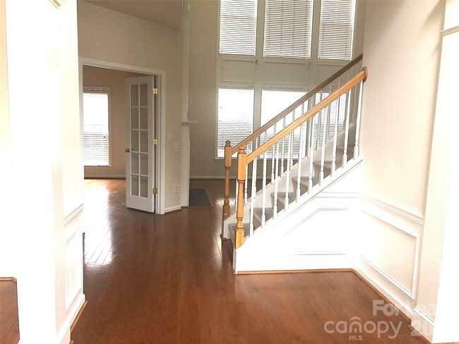 Photo - 9525 Oswald Ln