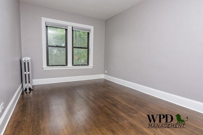 Photo - 1311 W 82nd St Unit 1