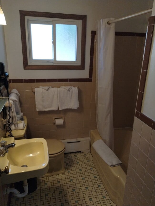 Photo - Riviera Motel Unit Room 20