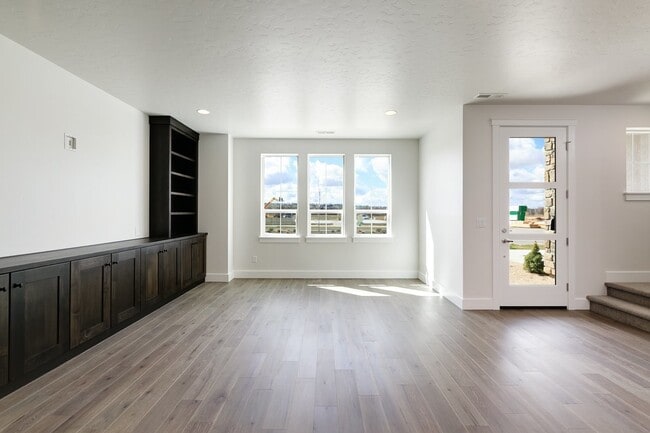 Photo - 3 Bedroom 2.5 Bathroom Townhouse in Harris Ranch.