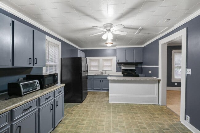 Photo - 414 Cambridge St