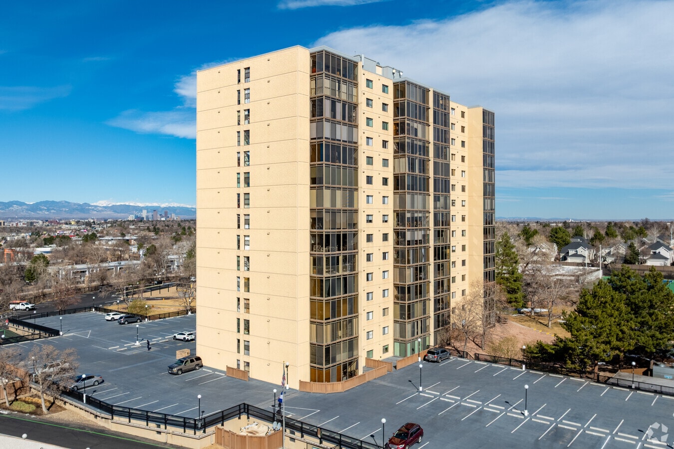 Candlewyck Condominiums - Candlewyck Condominiums