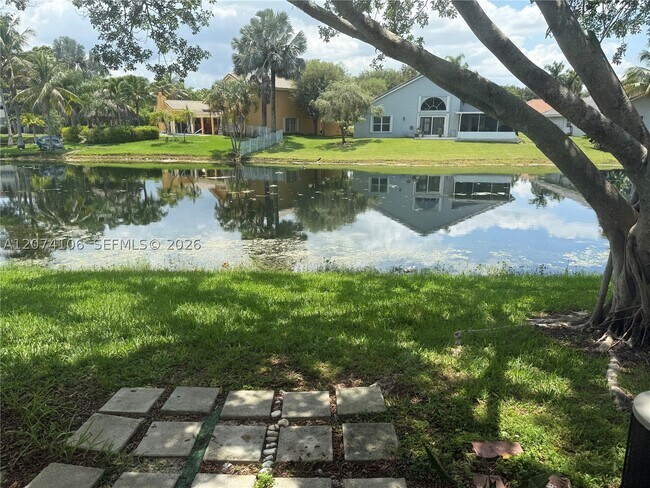 Photo - 9454 Palm Cir S Unit 9454