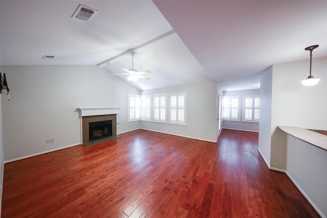 Photo - 70 Cokeberry Ct