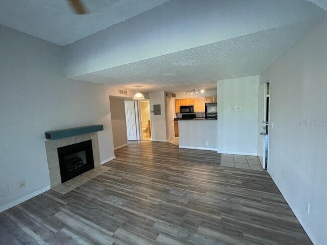 420 Forestway Cir Unit 302