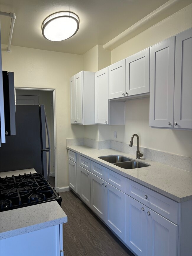 Photo - Chateau Alto Nido Apartments