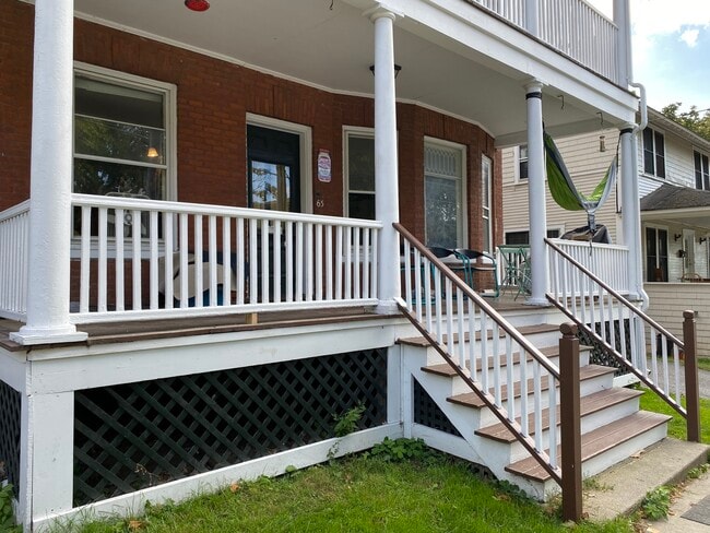 Building Photo - 65 Bradley St Unit 1 Rental