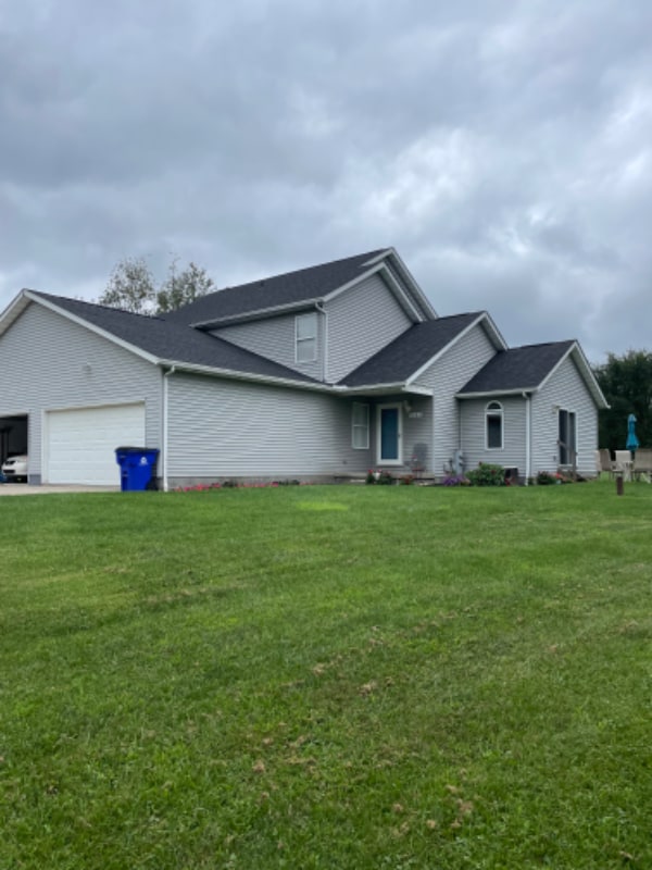 Photo - 9005 Peck Rd