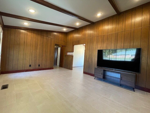 Photo - 209 Sanders Ave