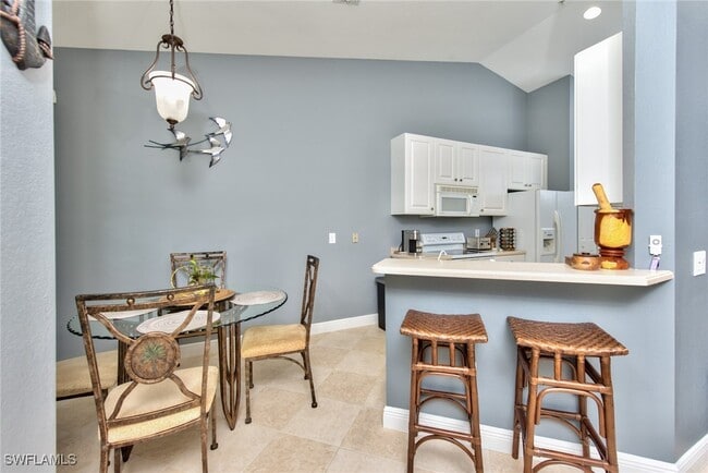 Photo - 4695 Hawks Nest Way Unidad H-202