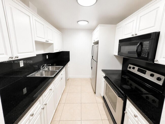 Photo - 10800 N Kendall Dr Unit O6