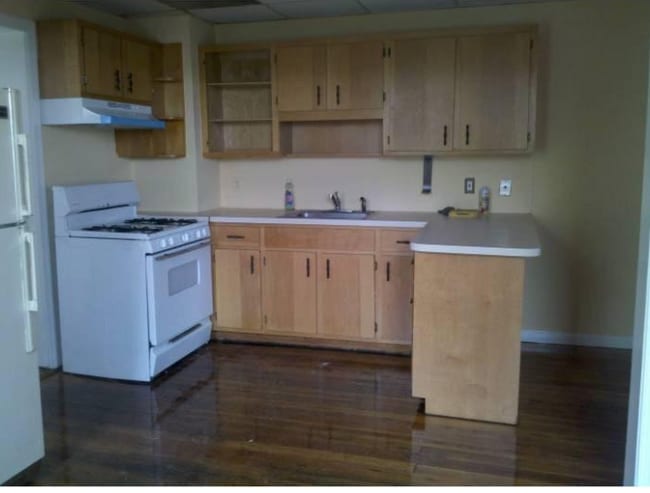 Photo - 200 N 7th St