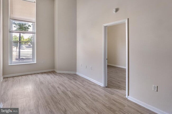 Building Photo - 317 NORTH Ave Unit 110
