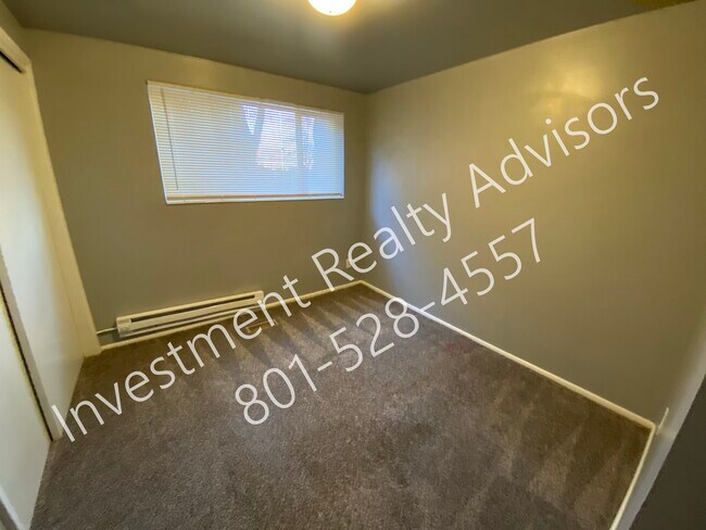 Photo - 218 Edith Ave S Unit 4