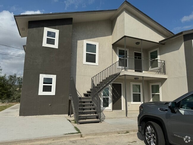 Building Photo - 101 Rockwell Way Unit B Rental