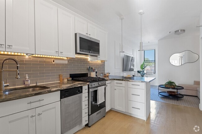 Building Photo - 815 Park Ave Unit 9 Rental