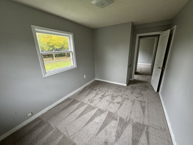 Photo - 2233 N Kenyon St