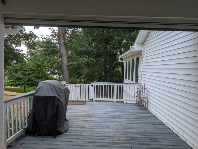 Photo - 8505 Wolftrap Rd