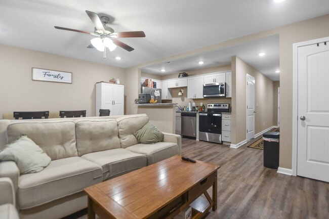 Photo - Two Bedroom in Sango!