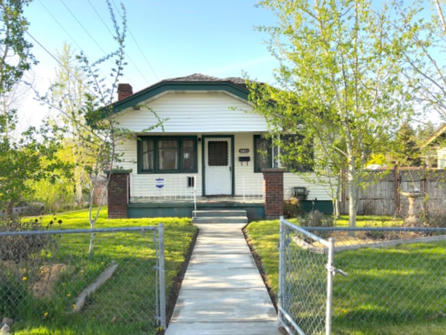 Building Photo - 2028 W Buckeye Ave Rental