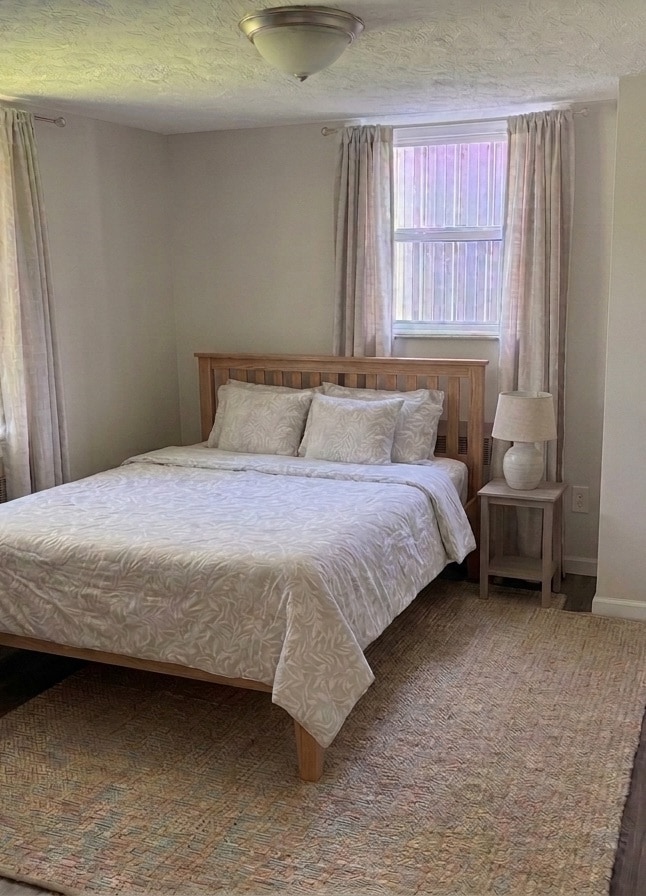 Building Photo - Eastlawn Properties Unit 9