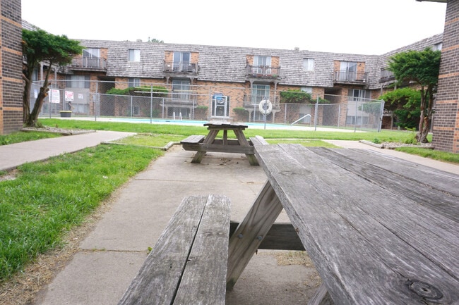 Photo - Orleans Square