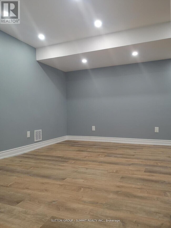 Photo - 46 Sharon Ct