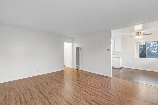 Photo - 2701 S Peck Ave Unidad 4